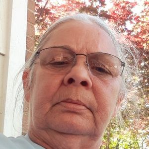 Meet your Posher, Myra